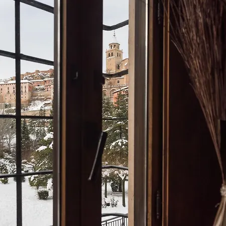 波萨达代尔罗德尼奥酒店 *