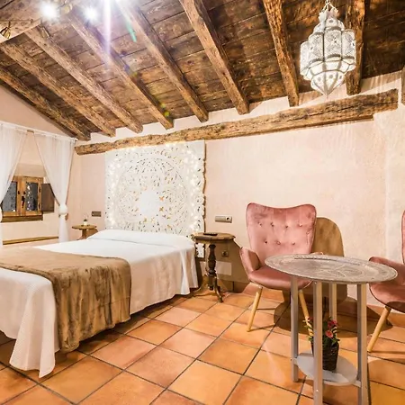 波萨达代尔罗德尼奥酒店 * 阿尔巴拉辛