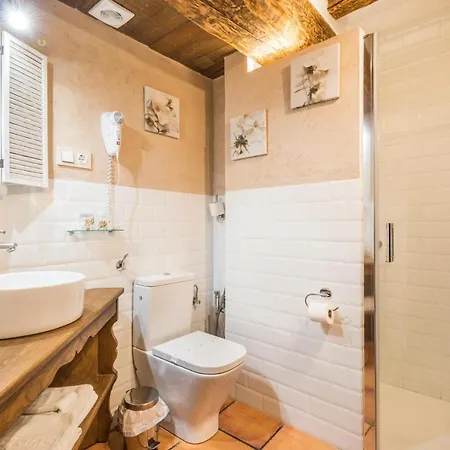 波萨达代尔罗德尼奥酒店